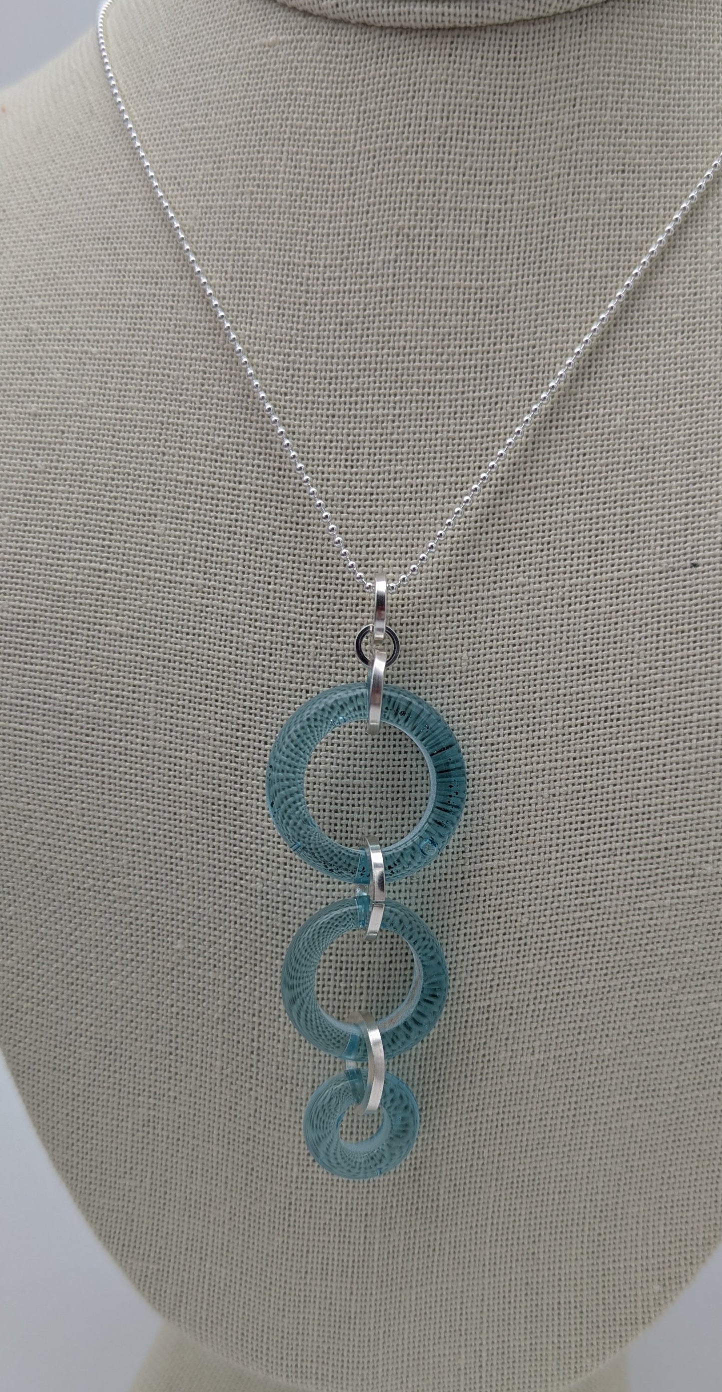 NEW!! PN3, Pendant Trio Necklace