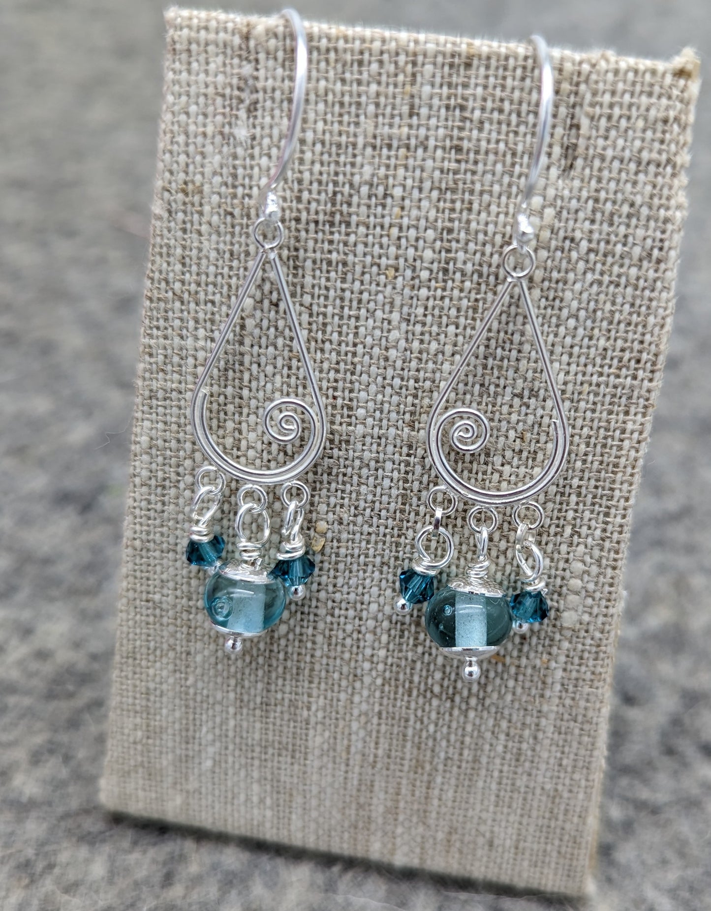 ERD*, Earrings, Raindrop