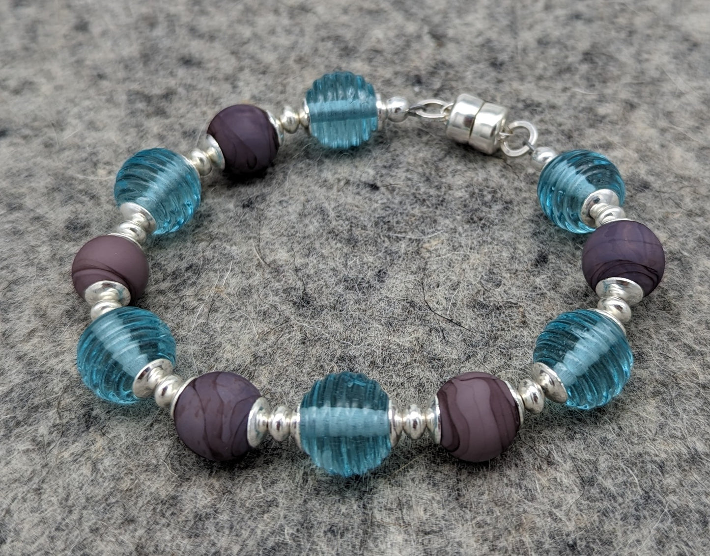 BTC, Bracelet Texture Plum